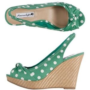 NWT green polkadot wedges